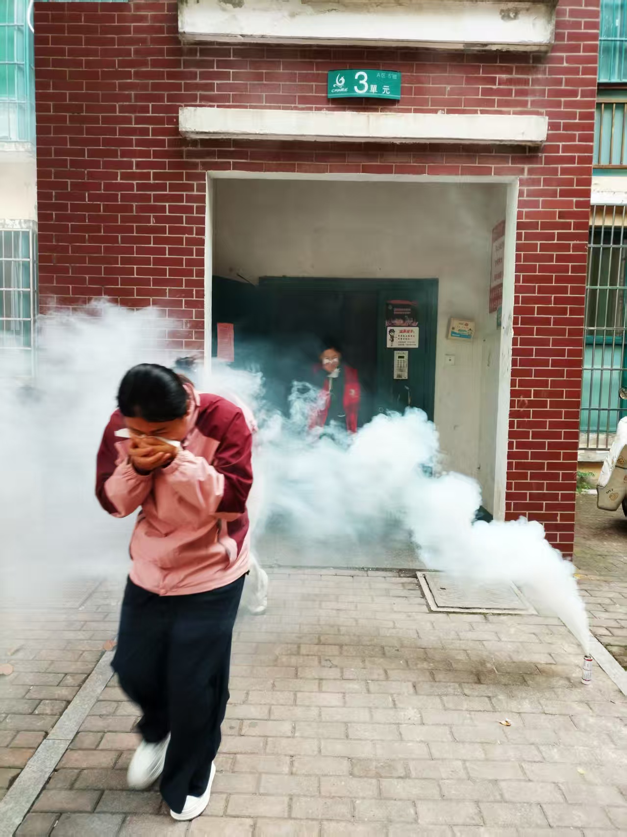 1762503302483914.jpg 7b6ba815636943678fcc777ba31eadc0.jpg